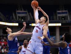 IM体育官方平台-关于CBA联赛青岛国信水产队实力坚强，引发球迷热议的信息