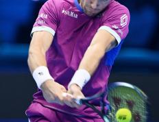 IM体育官方网站-包含意大利网球队鏖战西班牙网球队，兹维列夫爆发神勇的词条