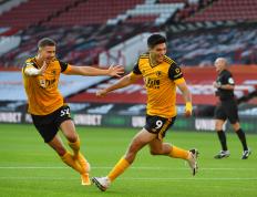 IM体育数据分析平台-利物浦三球击败莱切斯特城，领先优势继续扩大的简单介绍