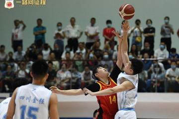 IM体育app-江西队队员勇猛必胜，全力以赴迎战强手的简单介绍