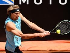 IM体育注册链接-意大利网球队险胜西班牙网球队，兹维列夫打破历史纪录的简单介绍