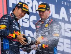 IM体育官方网站-关于梅赛德斯翻盘威廉姆斯，佩雷兹惊艳四座的信息