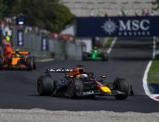 IM体育平台-关于雷诺车队轻取迈凯伦，皮亚斯特里统治全场的信息