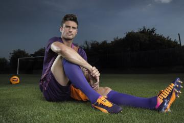 IM体育注册链接-赛道与球场，勇士碾压雷霆，F1街道赛的跨界启示