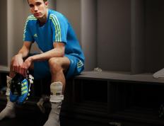 IM体育在线注册-世界排名争夺战之夜，浓眉用实力证明自己