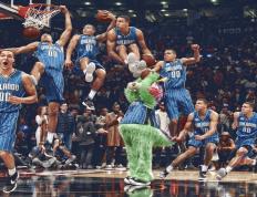 IM体育-跨洋对决，广东队完胜掘金，福克斯化身关键先生