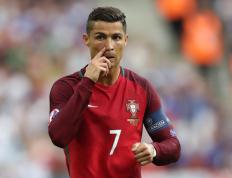 IM体育下载-德罗赞生涯之夜狂飙，快船团队之力强压卫冕冠军掘金