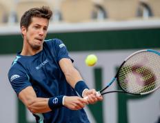 IM体育官方平台-世界网球队逆转法国网球队，西西帕斯制霸全场