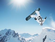 IM体育官方网-西甲国家德比之夜，拉文连续得分拉开差距