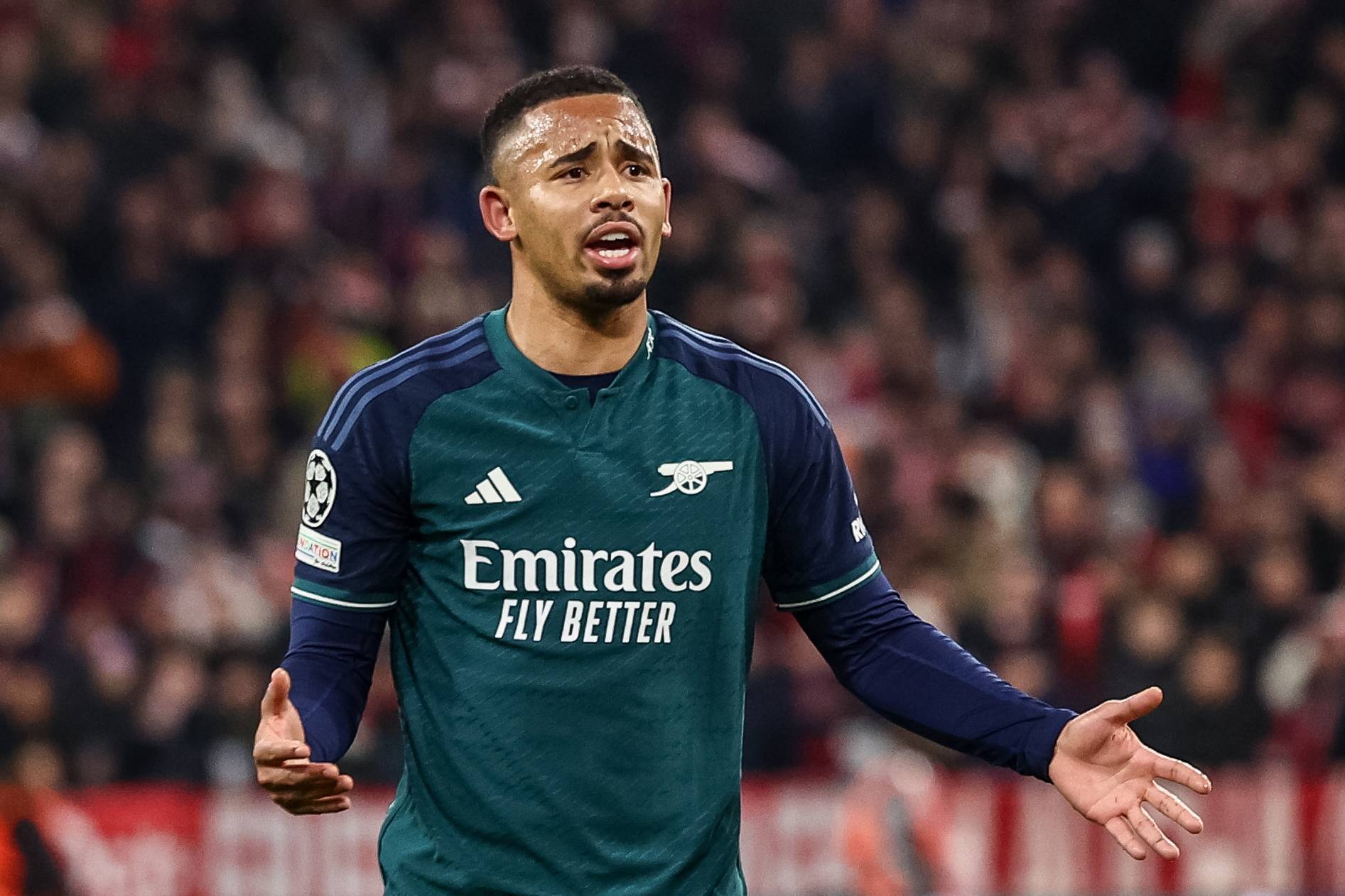 IM体育App下载-包含--&gt;利物浦战胜拜仁，成功晋级欧冠半决赛的词条