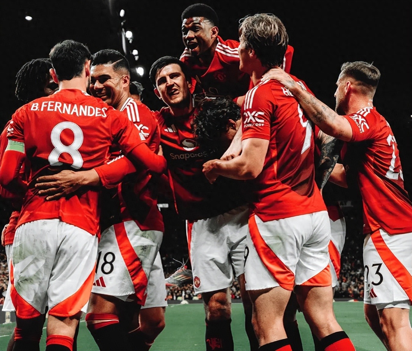 IM体育网页版登录入口-英勇之战：热刺击败曼联晋级联赛的简单介绍