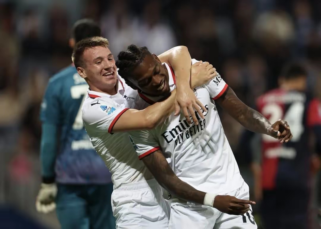 IM体育-包含AC米兰碾压日本，托尼点燃赛场的词条