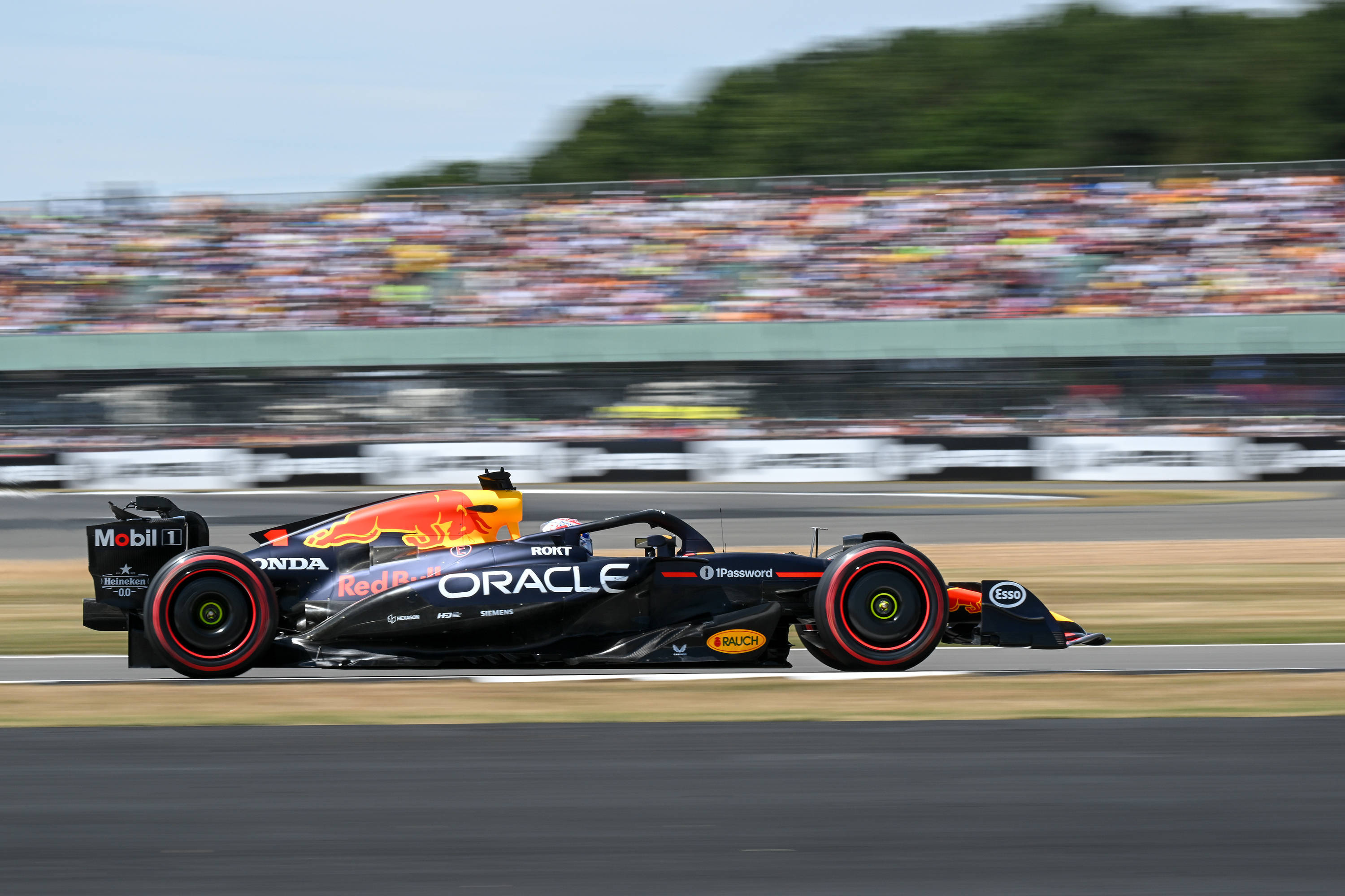 IM Sport-包含索伯车队翻盘哈斯车队，维斯塔潘点燃赛场的词条