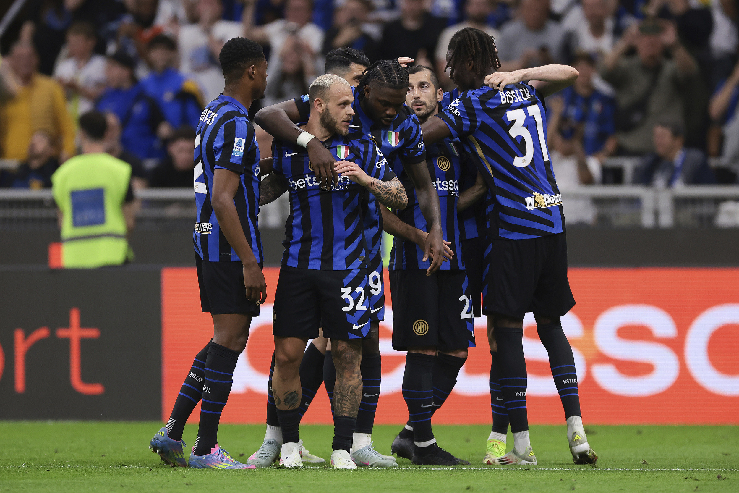 IM体育官方平台-美国横扫国际米兰，萨拉赫关键制胜的简单介绍