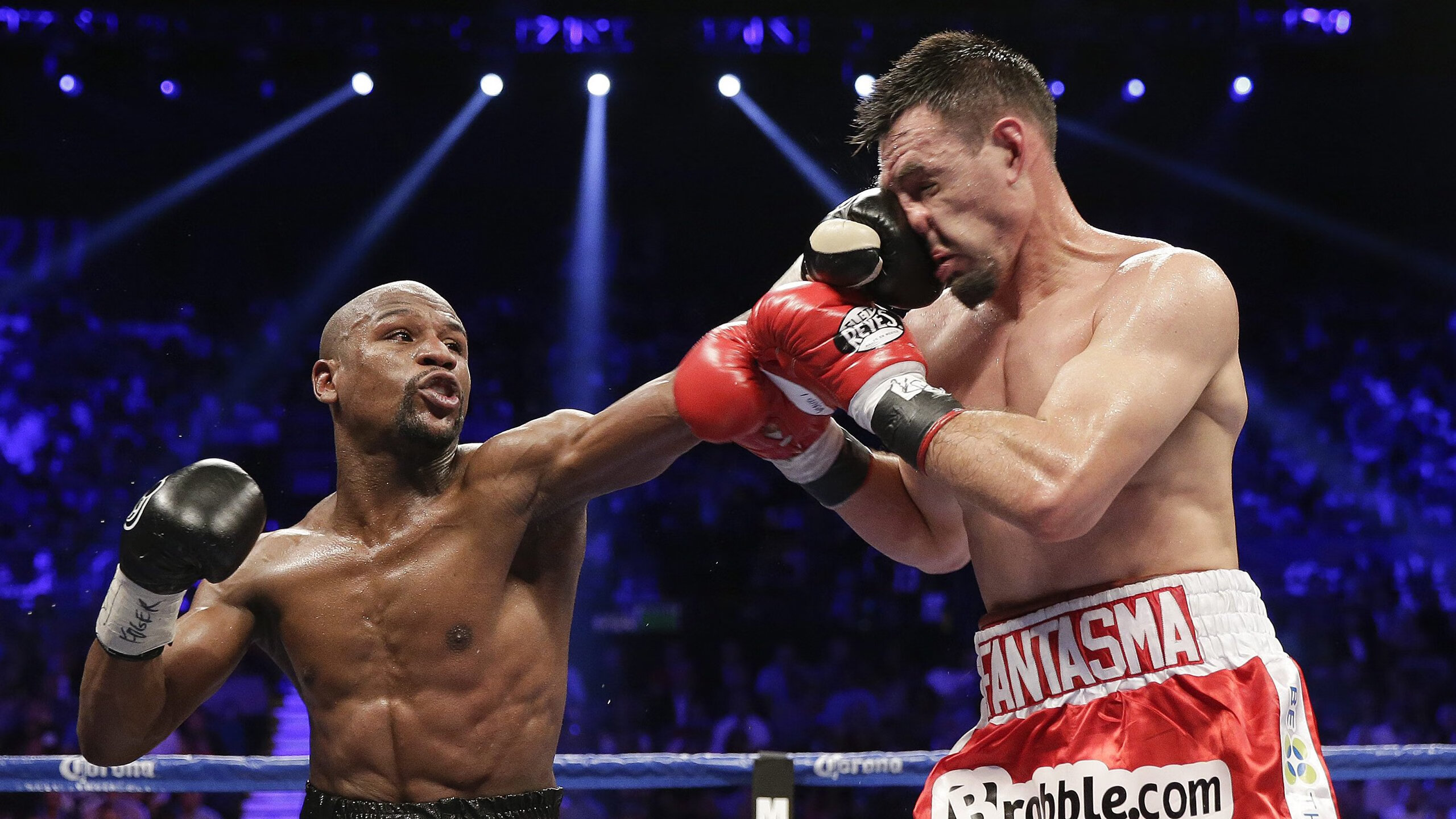 IM体育官方网-拉沃尔杯险胜联合杯，辛纳统治全场，定义网坛新秩序